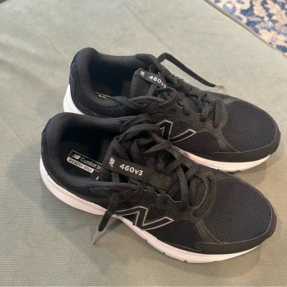 New Balance Sneakers - Picture 4 of 7